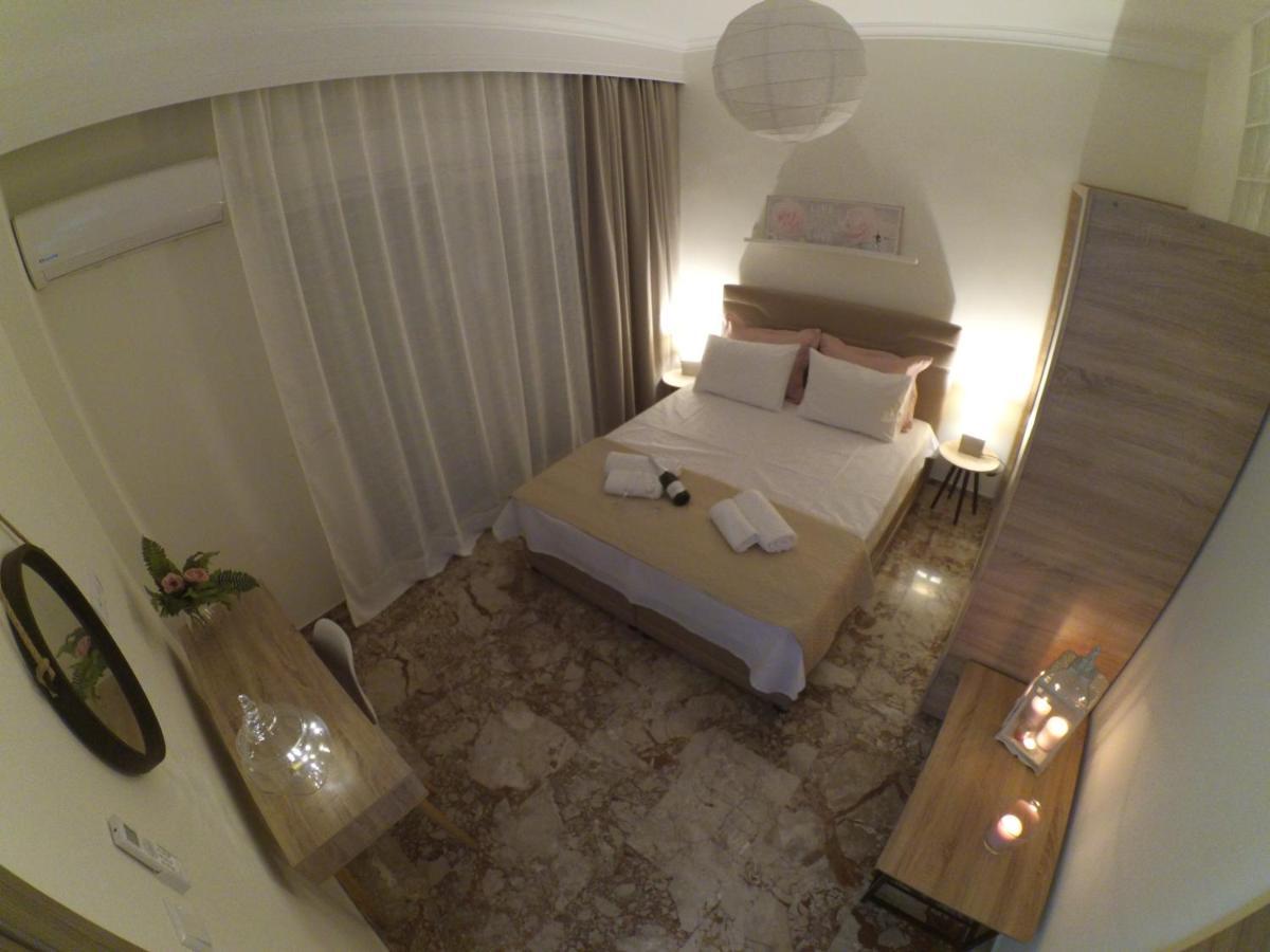 Chrysafenia & Leandros Downtown Appartement Kavala Buitenkant foto