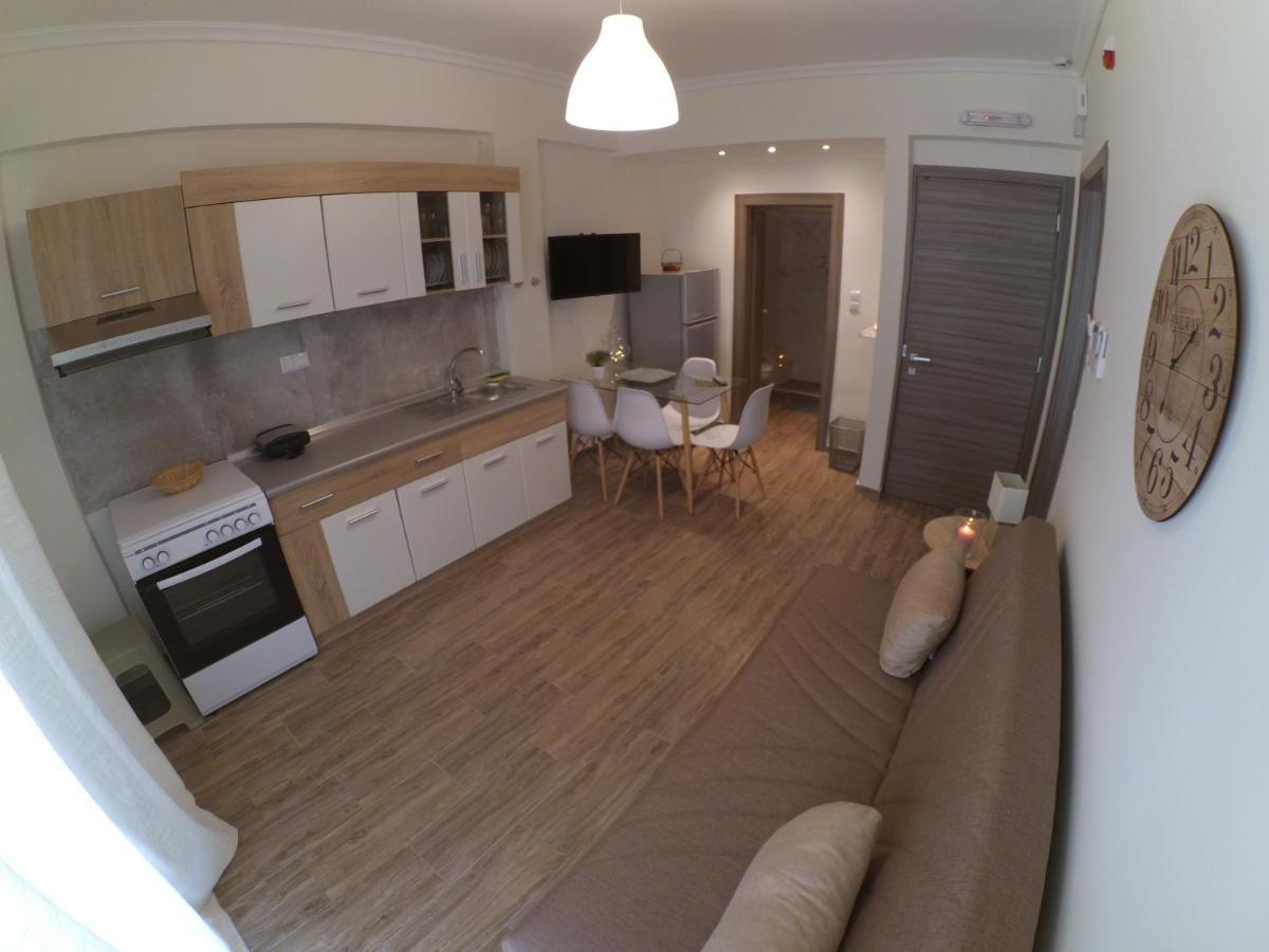 Chrysafenia & Leandros Downtown Appartement Kavala Buitenkant foto